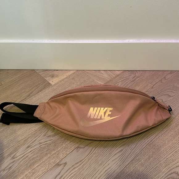 Nike bum / belt bag - Picture 1 of 5